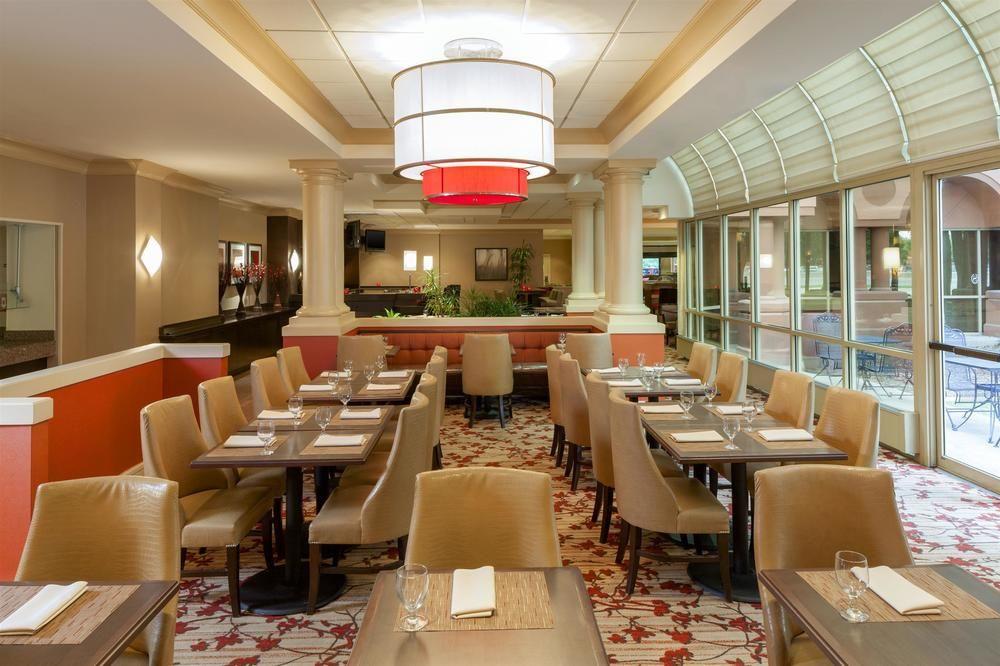 Sheraton Suites Market Center Ντάλλας Εξωτερικό φωτογραφία