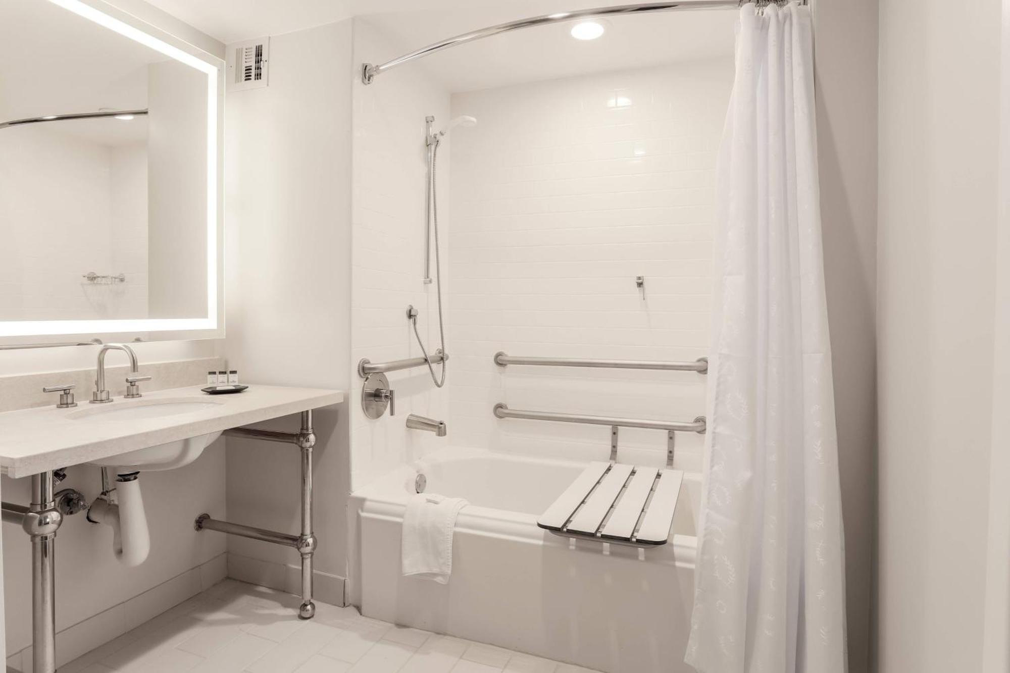 Sheraton Suites Market Center Ντάλλας Εξωτερικό φωτογραφία
