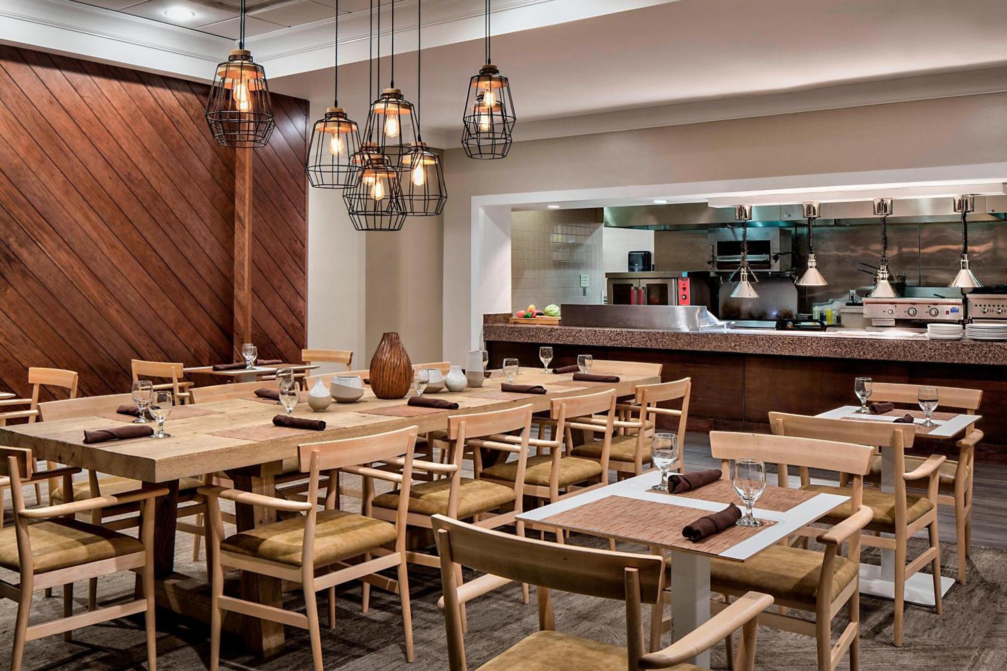 Sheraton Suites Market Center Ντάλλας Εξωτερικό φωτογραφία