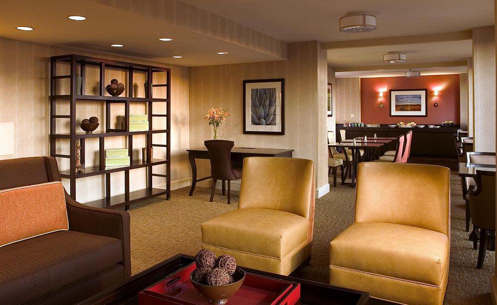 Sheraton Suites Market Center Ντάλλας Εστιατόριο φωτογραφία